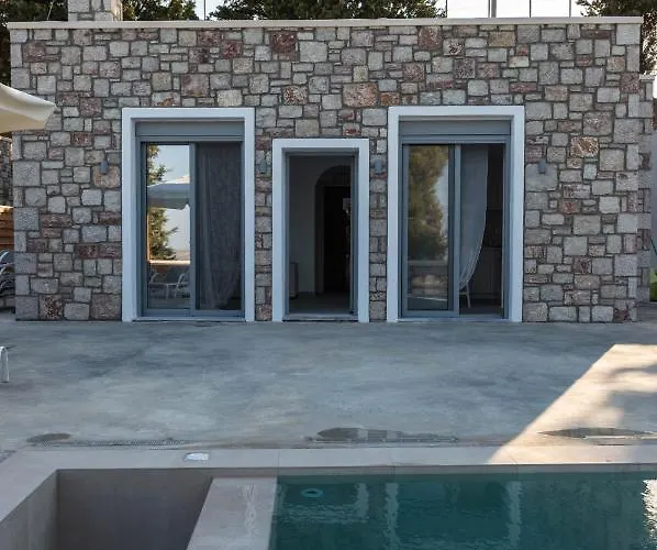 Iliousa Grand * Psinthos