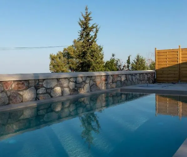 Iliousa Grand Psinthos